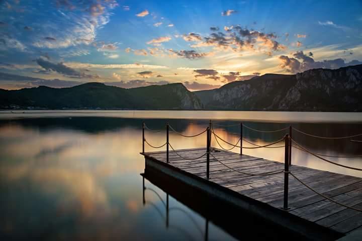 Vila Golful Dunarii Dubova Buitenkant foto
